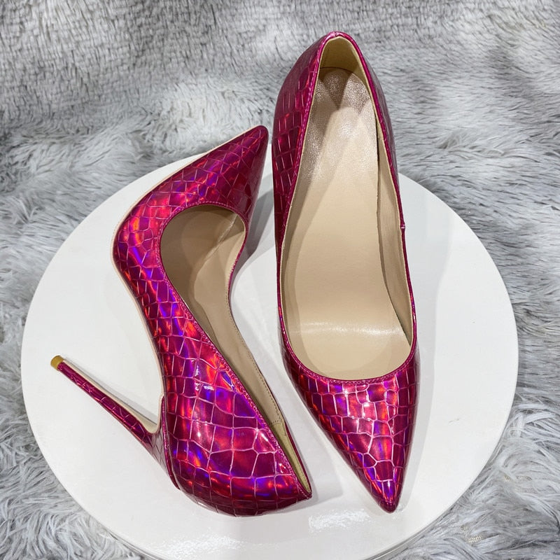 Sparkling Crocodile Pattern Pointed Toe Shoes