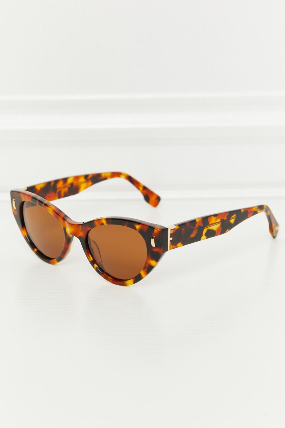 Tortoiseshell Acetate Frame Sunglass