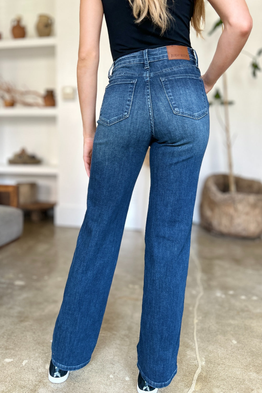 Judy Blue Tummy Control Straight Jeans