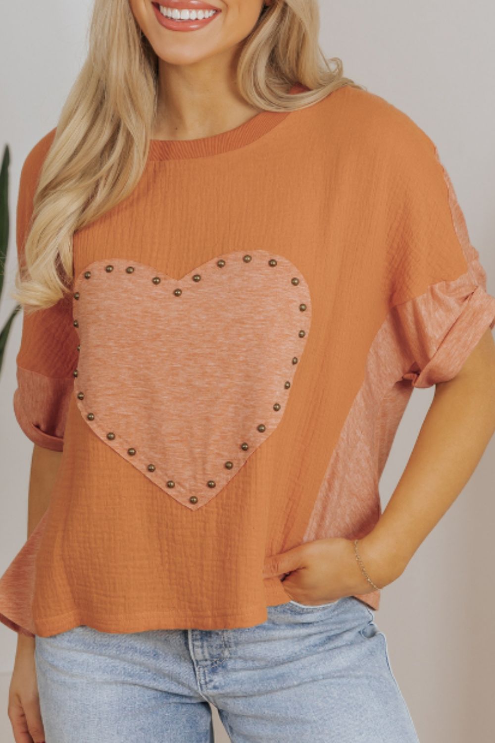 Stud Heart Patch Round Neck Short Sleeve T-Shirt