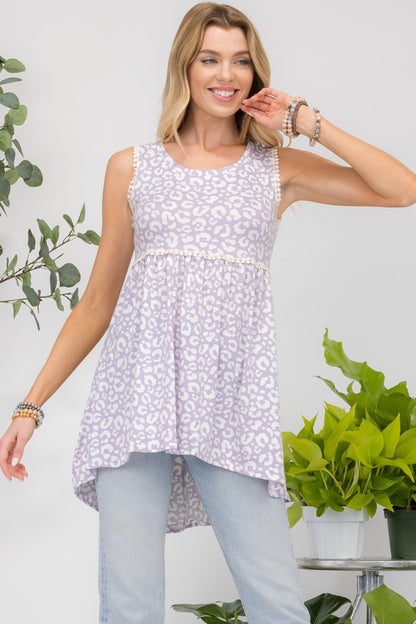 Contrast High-Low Hem Tank