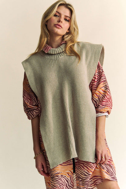 Side Split Turtleneck Sleeveless Knit Top