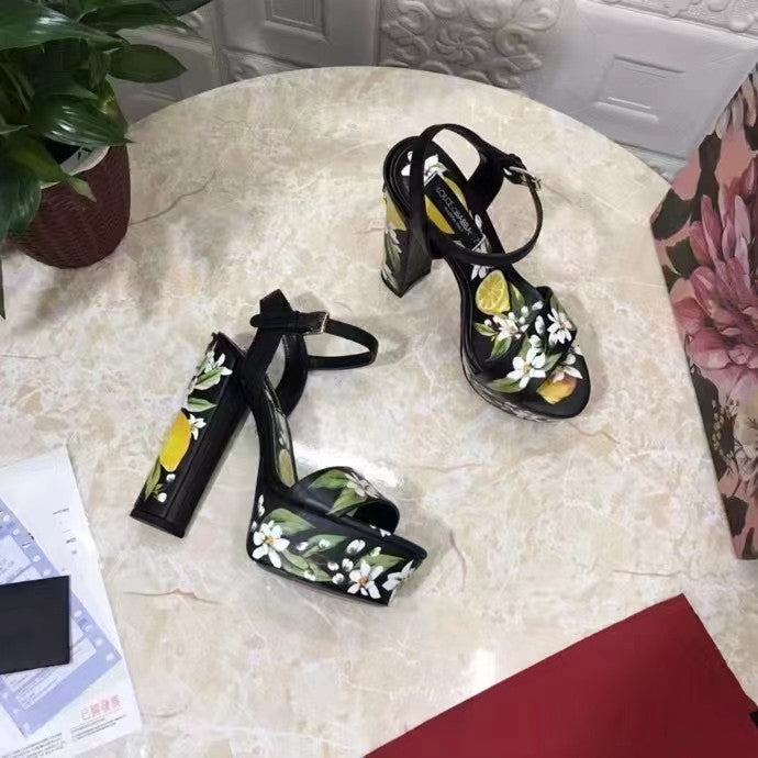 Floral Print Hoof Heel Platform Sandals