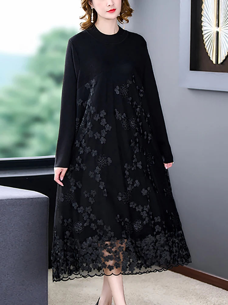 Spliced Embroidery Round Neck Long Sleeve Knit Dress