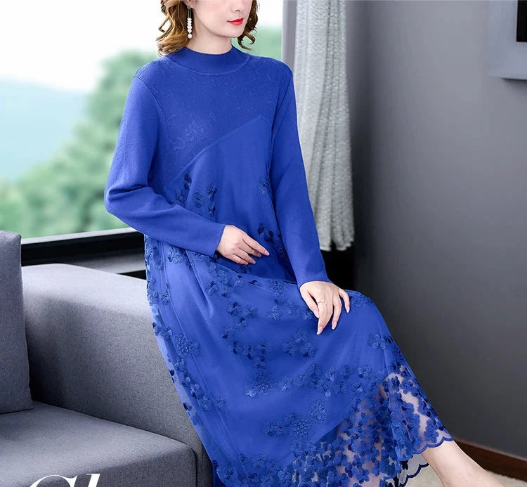 Spliced Embroidery Round Neck Long Sleeve Knit Dress