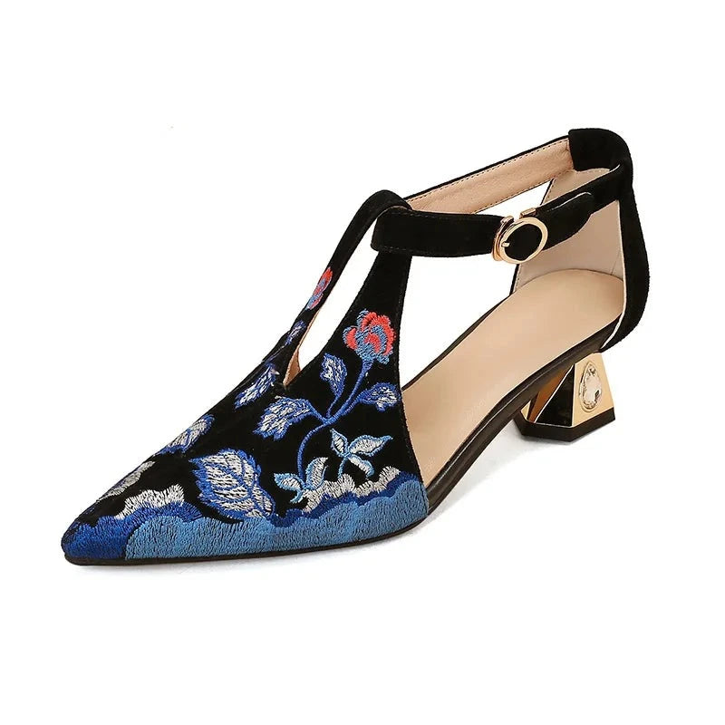 Embroidery Pointed Toe Mid Heel Shoes