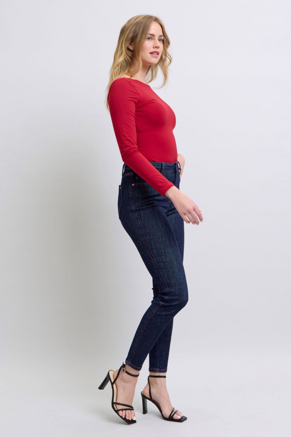 Judy Blue Heart Shaped Back Pockets Skinny Jeans