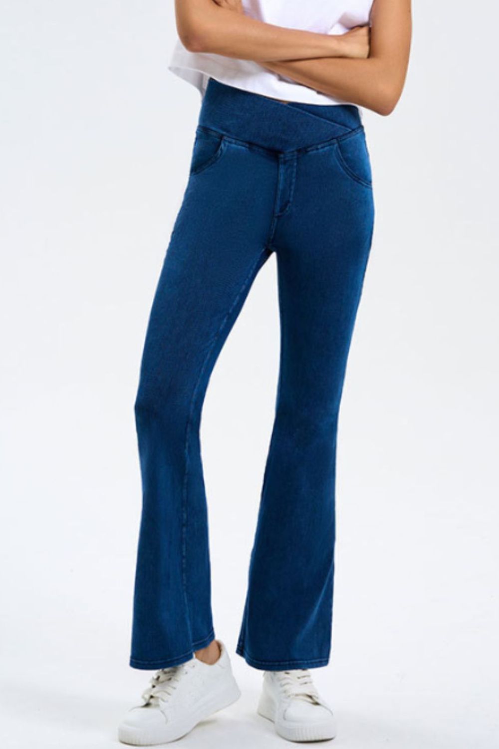 Pocketed Highly Stretchy Bootcut Jeans