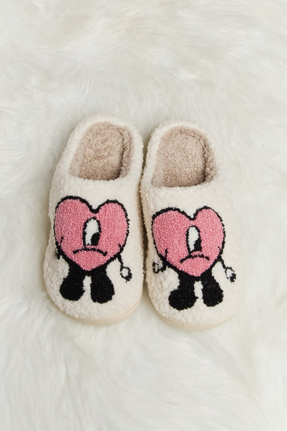 Love Heart Print Plush Slippers