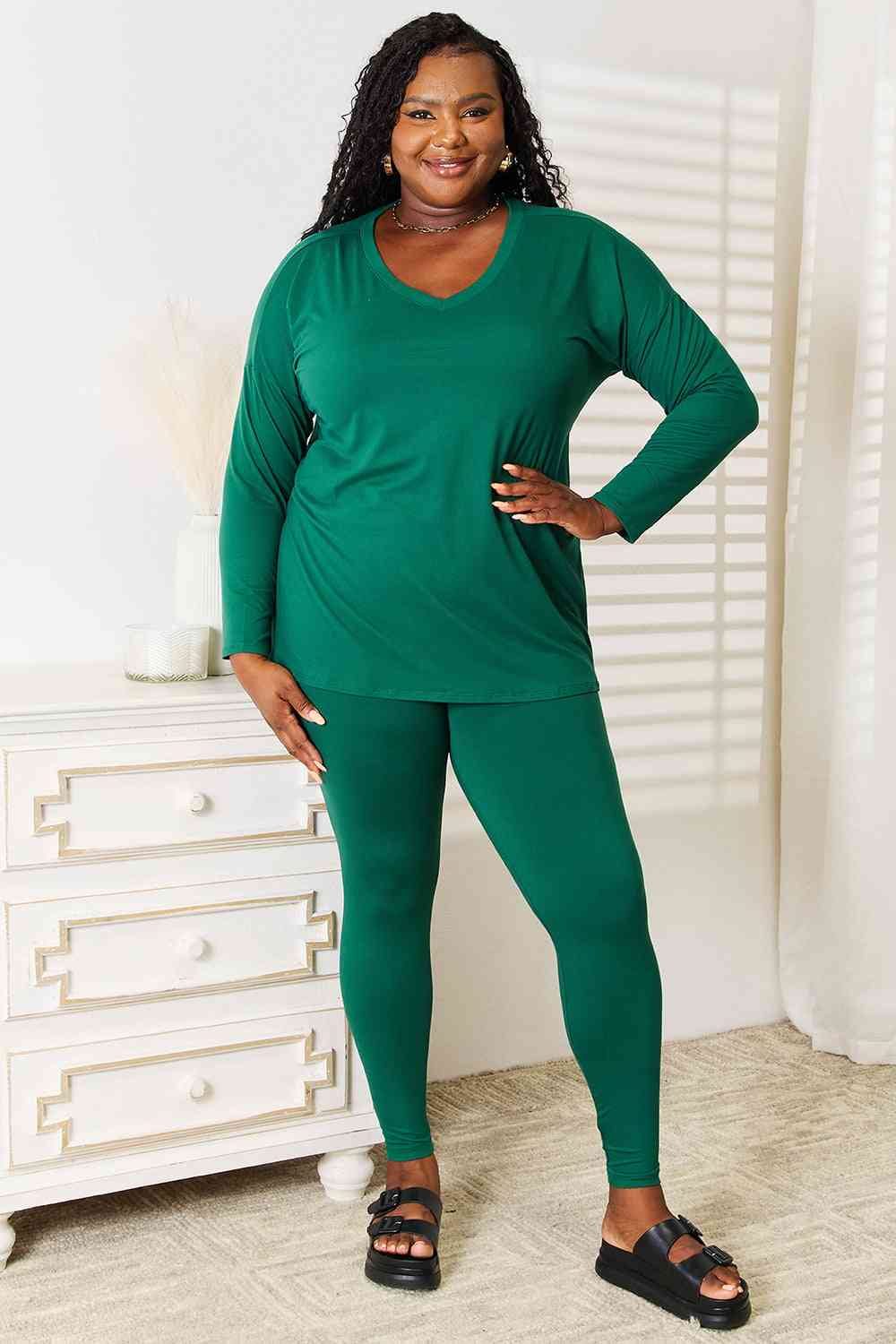 Long Sleeve Top and Leggings Set in Dark Green