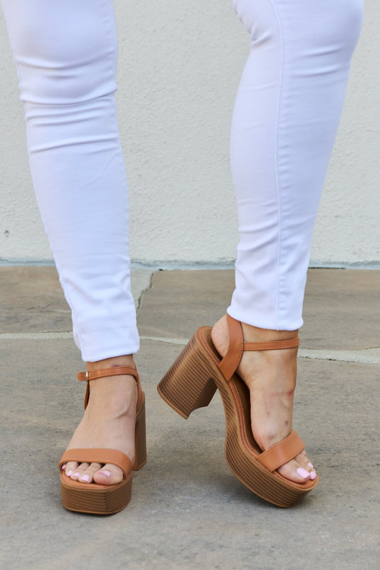 Feel It Platform Heel Sandals