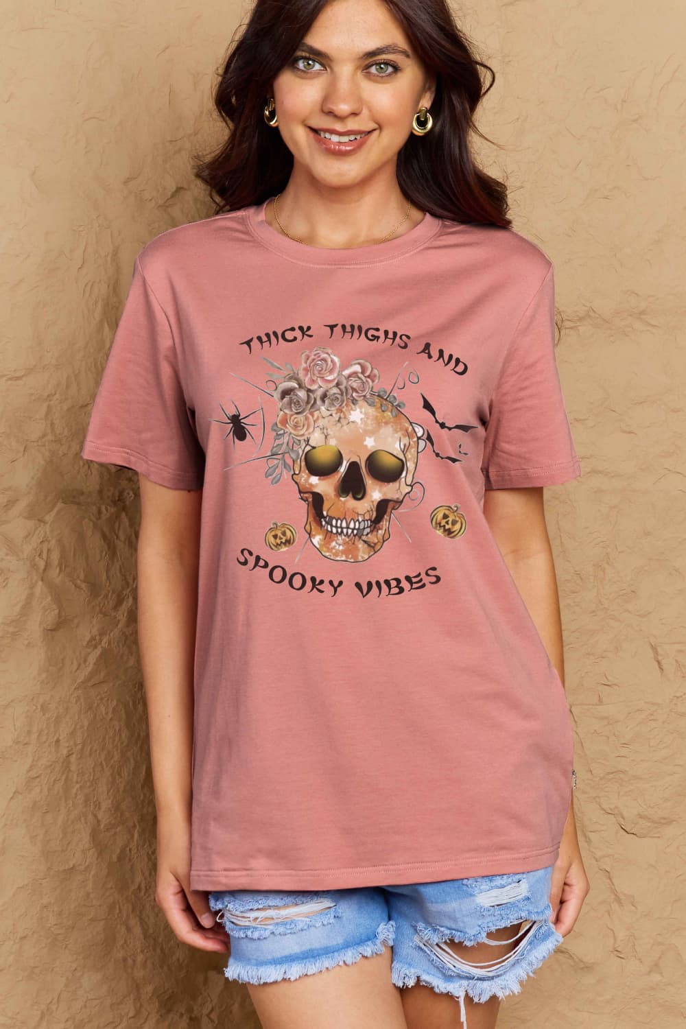 THICK THIGHS AND SPOOKY VIBES Graphic Cotton T-Shirt