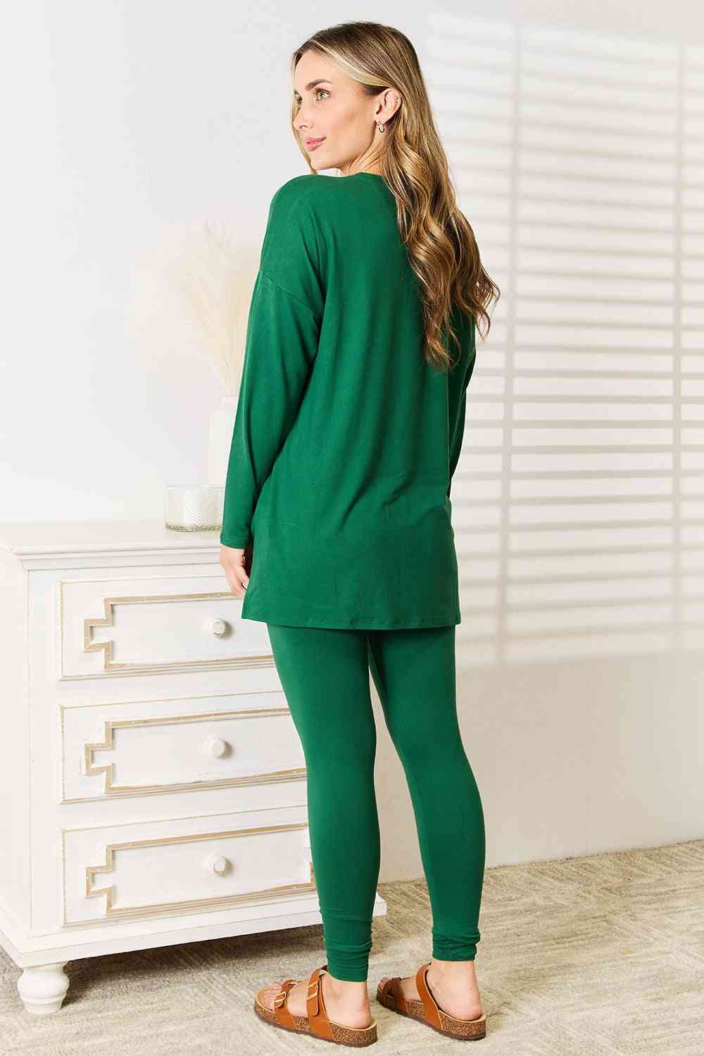 Long Sleeve Top and Leggings Set in Dark Green