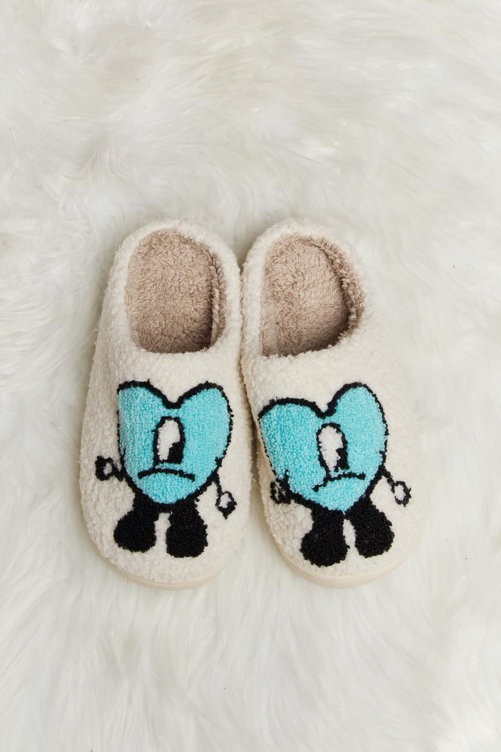 Love Heart Print Plush Slippers